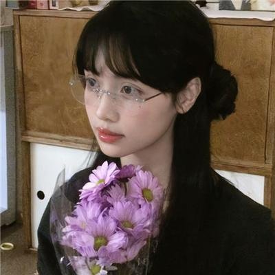 俏皮女学生